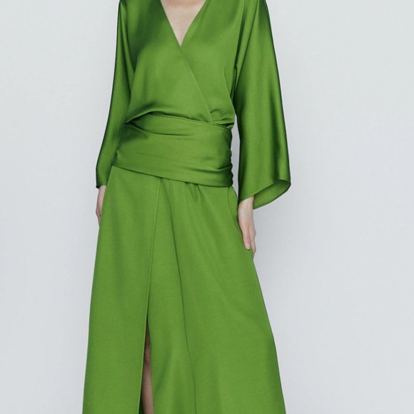 I'm search of! Massimo Dutti Green Kimono Dress - Picture 4 of 4